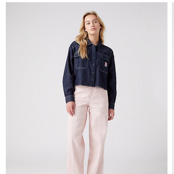 NWT Wrangler Boxy Work Shirt - Picture 2 of 9